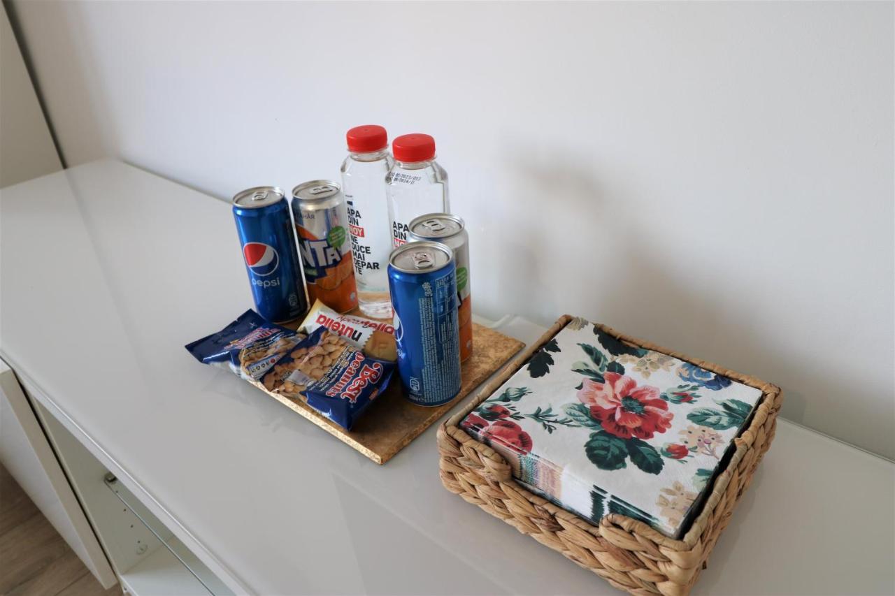 Apartment Lovely City Center - Free Minibar Bucharest